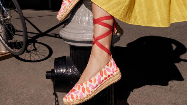 Alpargatas diseñadas por Diane Von Furstenberg.