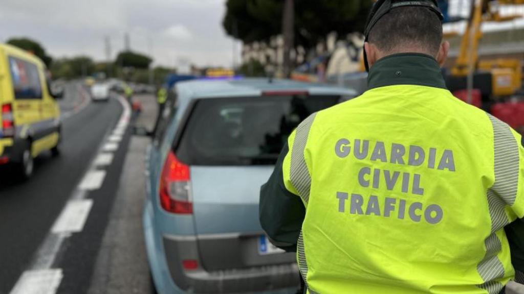 Control Guardia Civil de Tráfico.