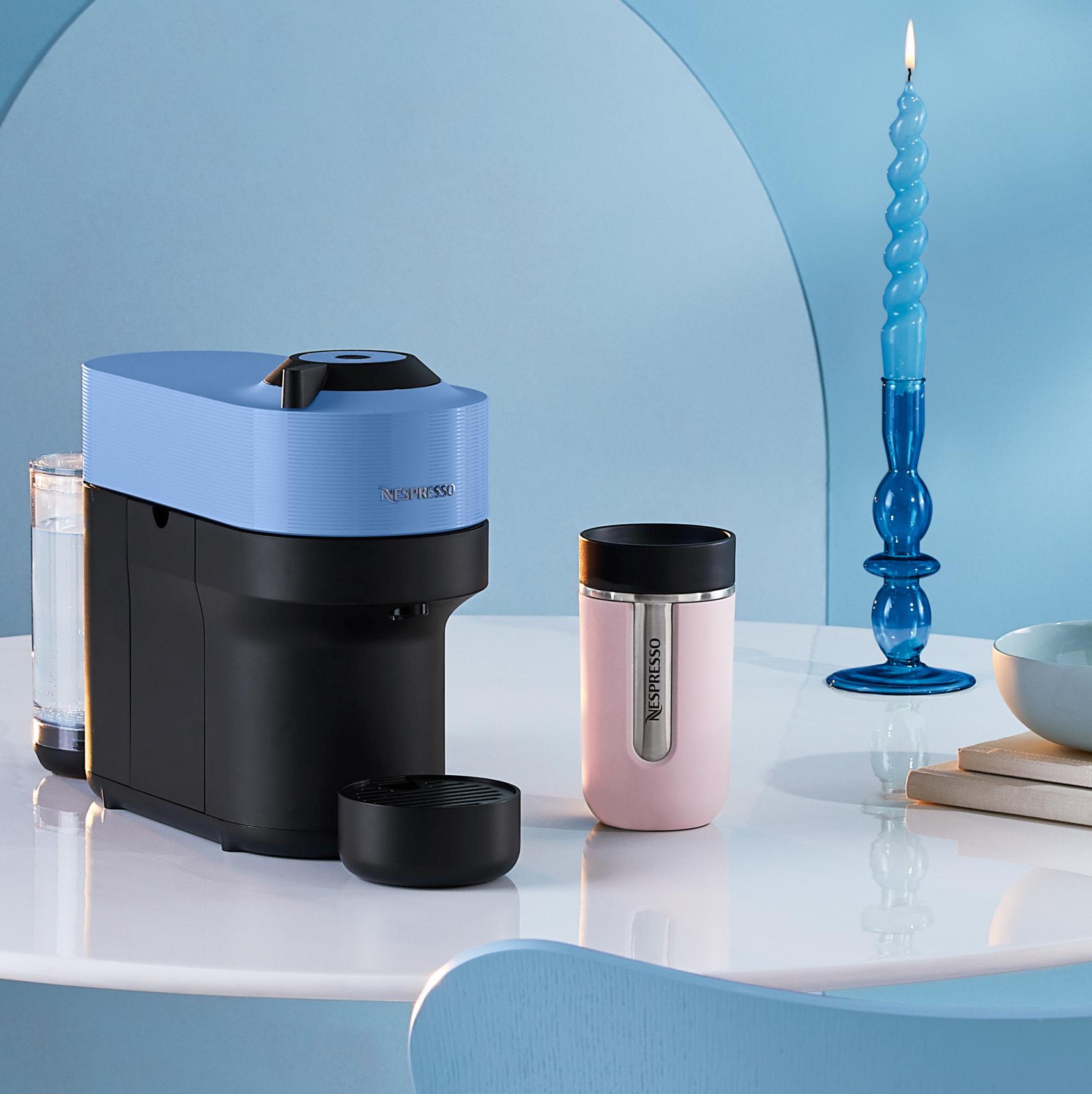Vertuo Pop en color azul de Nespresso.
