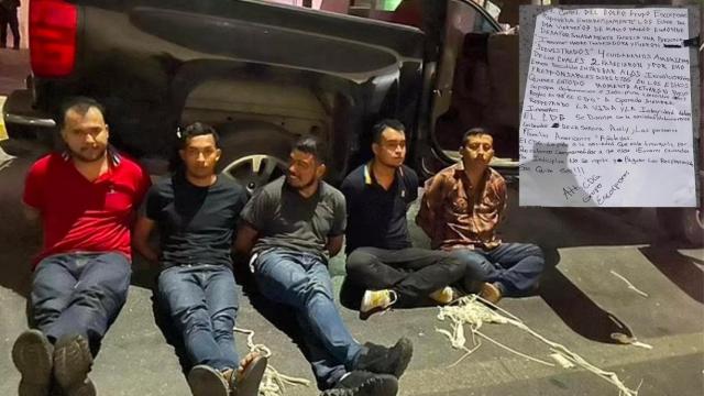 Los cinco hombres entregados por el Grupo Escorpiones este jueves junto con la carta que se ha hecho pública.