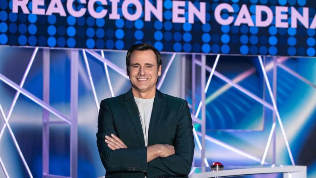 Ion Aramendi presenta 'Reacción en cadena' en Telecinco.