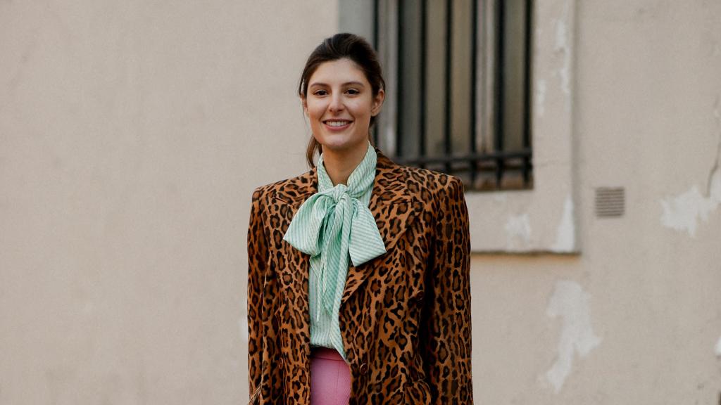 Detalle de un look del 'street style'.