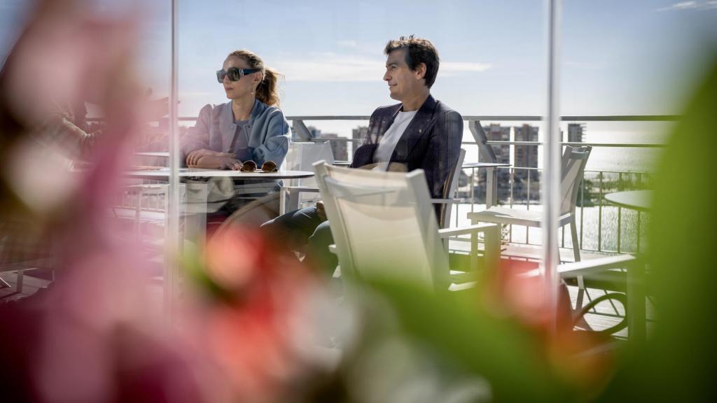 Javier Veiga y Marta Hazas.
