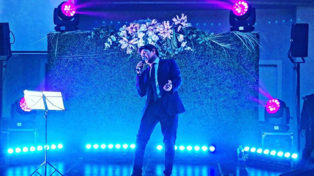 El cantante de Campo de Criptana (Ciudad Real) Luis Muñoz aspira a cinco Premios MIN