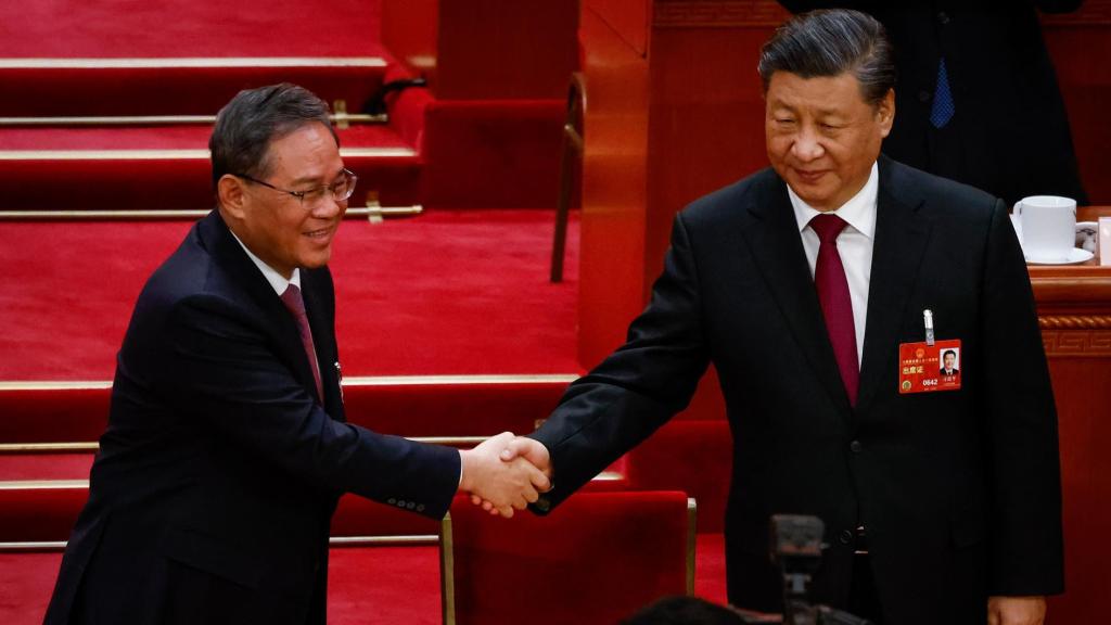 Li Qiang, junto con Xi Jinping