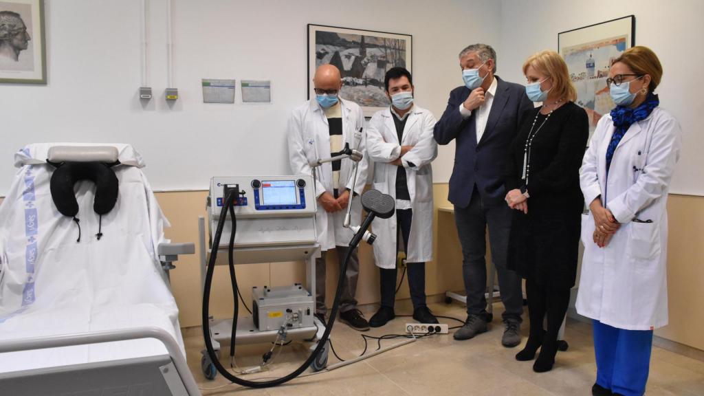 Máquina de estimulación magnética transcraneal de Zamora