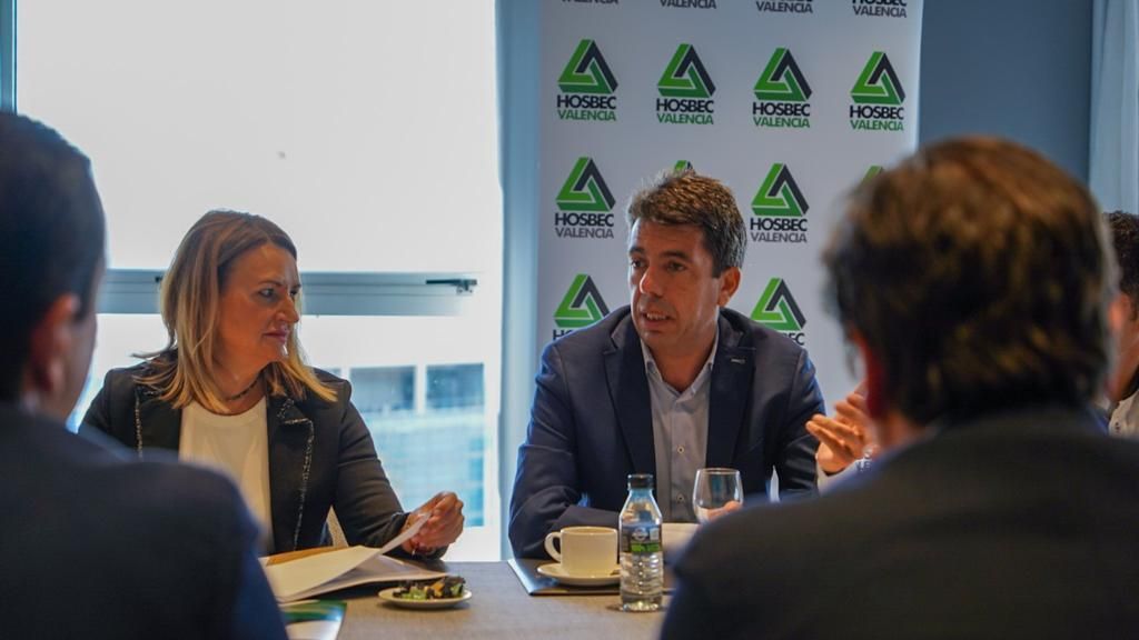 Mazón, en la reunión en Hosbec.