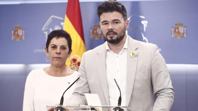 Los portavoces de ERC y Bildu, Gabriel Rufián y Mertxe Aizpurua, en una fotografía de archivo.