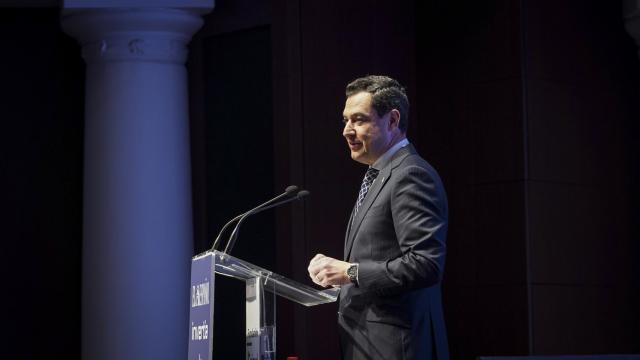 Juan Manuel Moreno Bonilla, presidente de la Junta de Andalucía, en la inauguración del III Foro Económico Español en Andalucía.