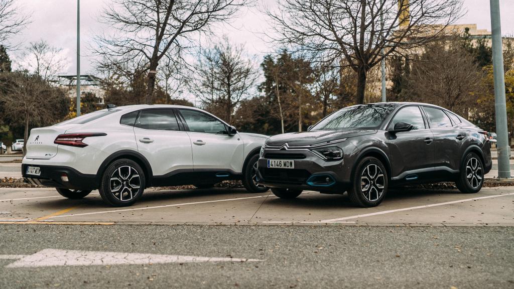 El Citroën C4 X comparte muchos elementos con el Citroën C4.