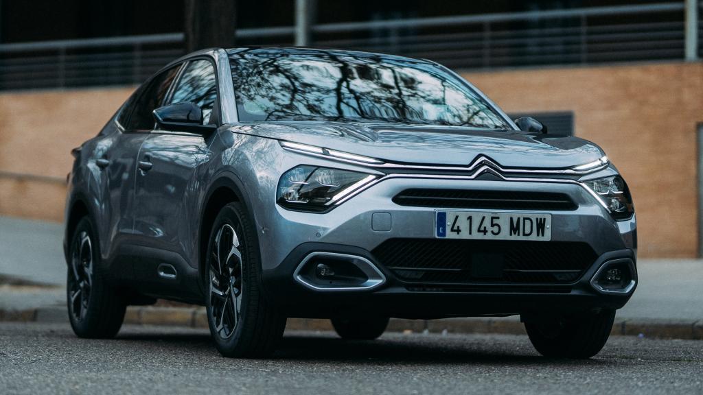 El Citroën C4 X se asienta sobre la plataforma conocida como CMP.
