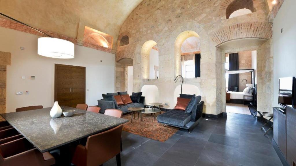 Una de las suite del Áurea Convento Capuchinos by Eurostars Hotel Company