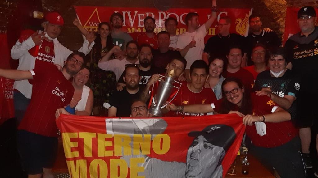 Los socios de Madrid Reds.