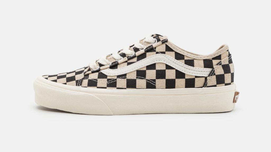 Modelo de Vans que lleva Sara Carbonero.