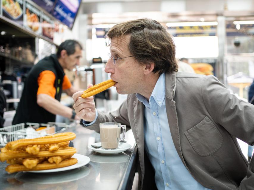 Almeida en el Brillante.