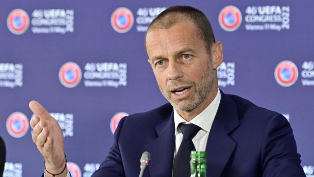 Aleksander Ceferin durante una conferencia de la UEFA