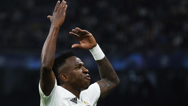 Vinicius pide el apoyo del Estadio Santiago Bernabéu.