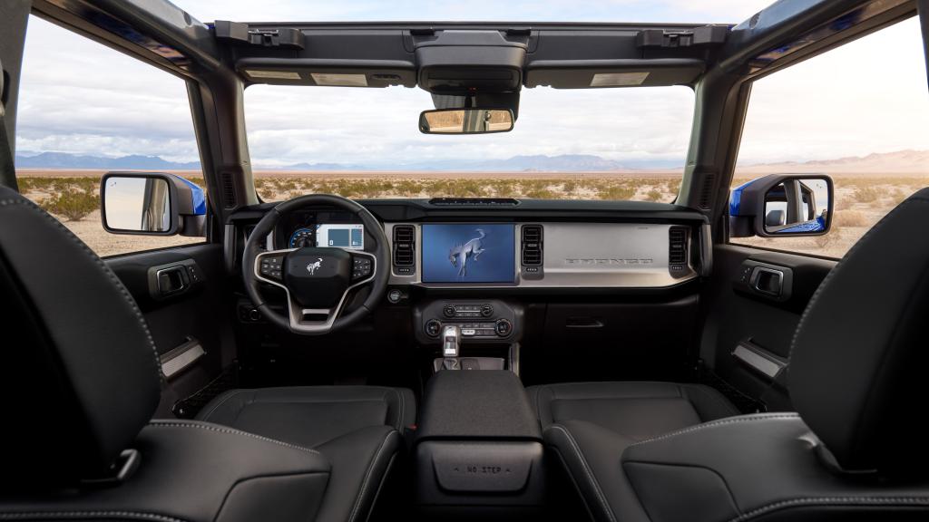 El Ford Bronco se inspira en algunos elementos de su primera generación.