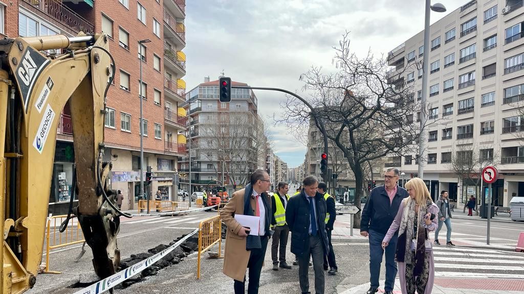 Visita municipal a las obras en la Carretera de Ledesma