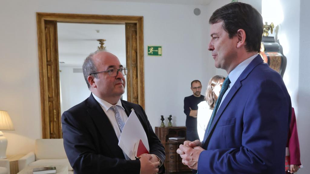 El presidente de la Junta en un encuentro con el ministro de Cultura y Deporte