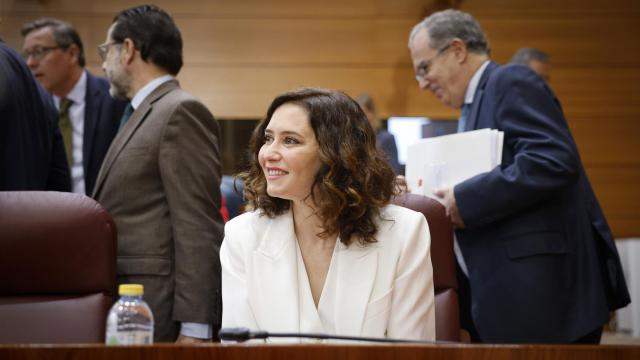 La presidenta de la Comunidad de Madrid este jueves en el pleno de la Asamblea de Madrid.