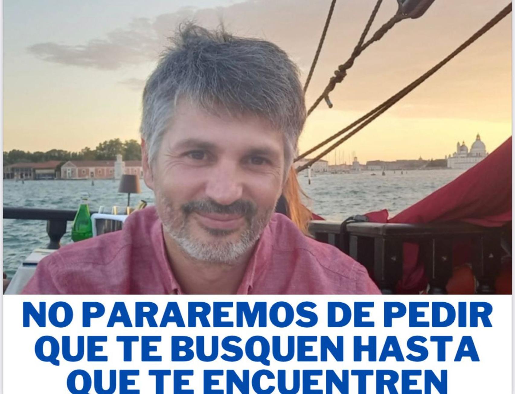 Cartel pidiendo que continúe la búsqueda