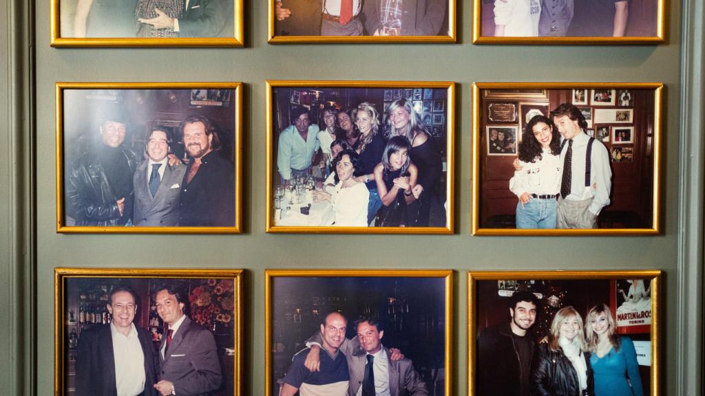 Cuadros de celebridades como Bud Spencer.
