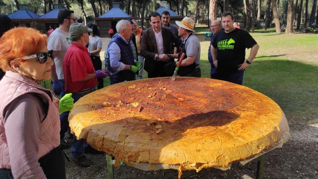 Tortilla de patata de 900 raciones