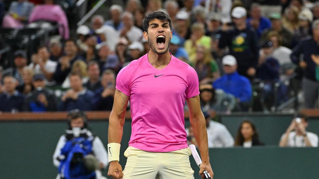 Carlos Alcaraz celebra su victoria frente a Felix Auger-Aliassime en Indian Wells