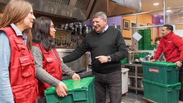 Vegalsa-Eroski elaborará 4.800 menús junto a entidades sociales con motivo del Día del Padre