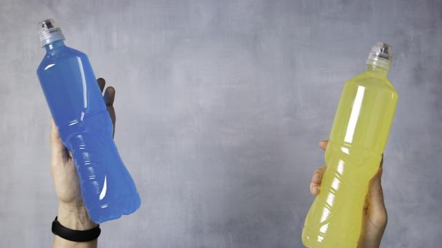 La hidratación es fundamental para el ejercicio de alta intensidad.