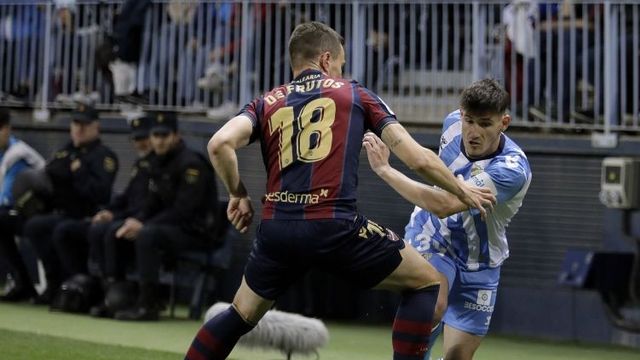Cristian, jugador del Málaga CF, durante el partido contra el Levante