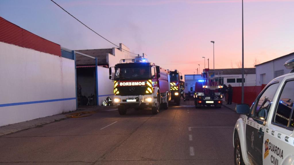 Incendio en una fábrida de Peñaranda