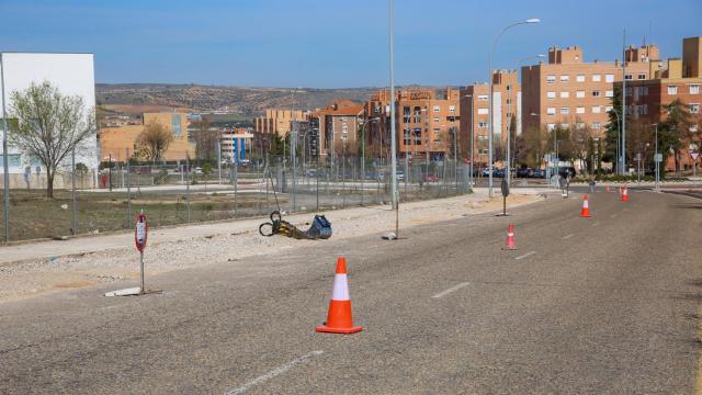 La zona de la calle Estenilla en la que está interviniendo el Ayuntamiento de Toledo.