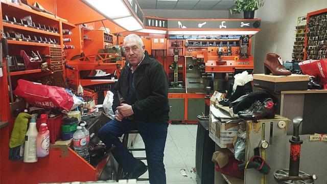 José Luis Vibot en su taller