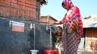 wwd-2020-rohingya-bangladesh-water-woman-boy_1