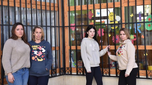 Cecilia De la Red García (propietaria), Cristina Vega González, Irene Ibáñez y Sara Buena López (trabajadoras).