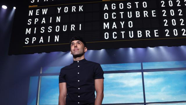Antonio Díaz, más conocido como El Mago Pop, durante la rueda de prensa que ofreció este lunes en Barcelona.