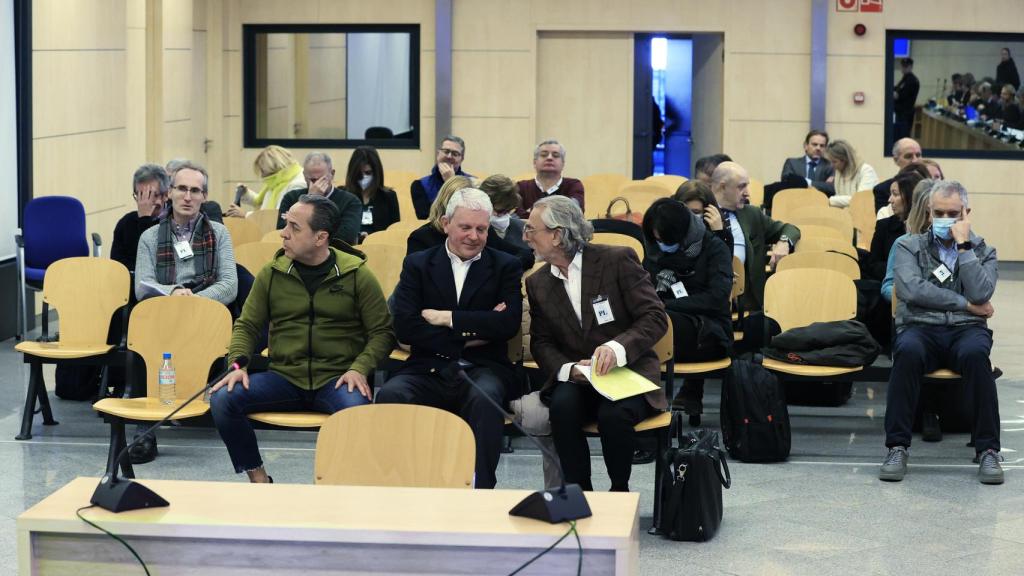 Los acusados por la pieza valenciana de Gürtel al inicio del juicio.