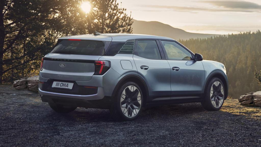 Ford Explorer.