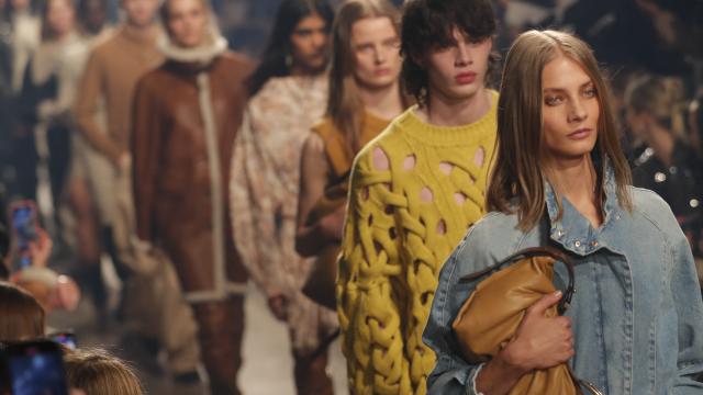 Detalle del desfile de Isabel Marant.