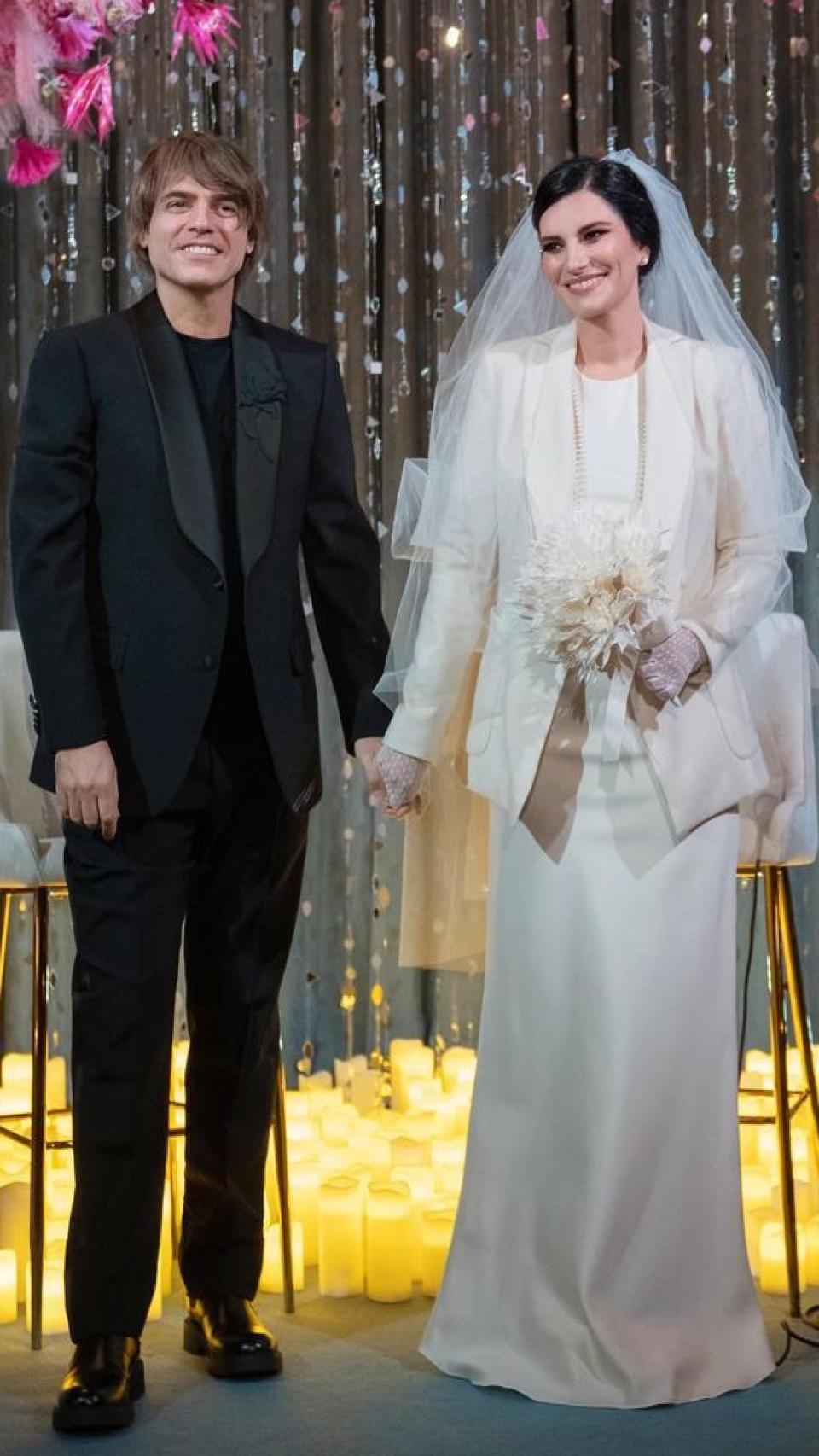 Laura Pausini y su marido, convertidos en matrimonio tras darse el 'sí, quiero'.