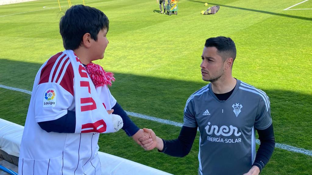 Juan con Bernabé Barragán durante el entrenamiento del Alba