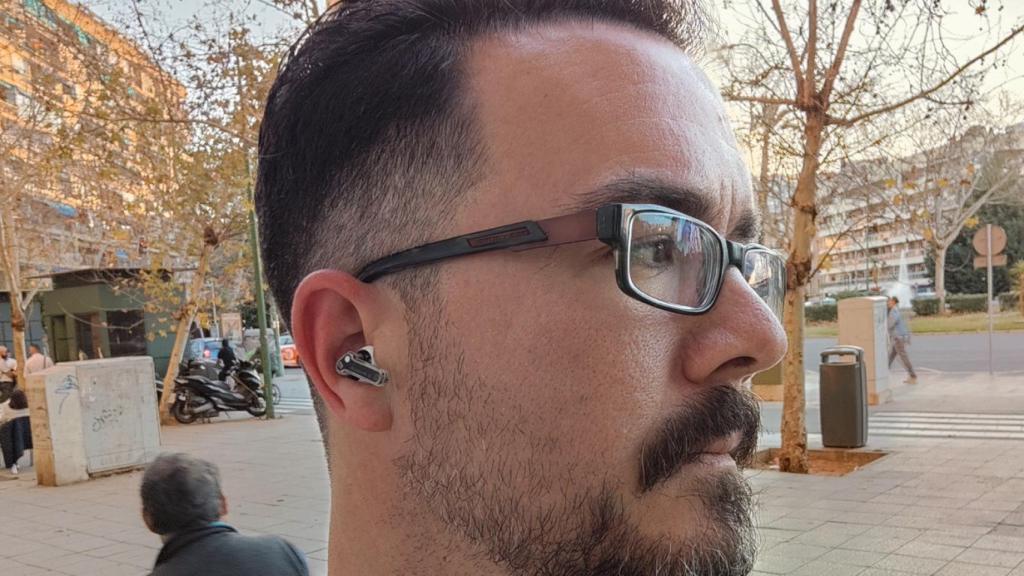 Nohing Ear (2)