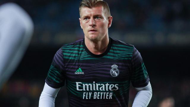 Toni Kroos durante un calentamiento con el Real Madrid