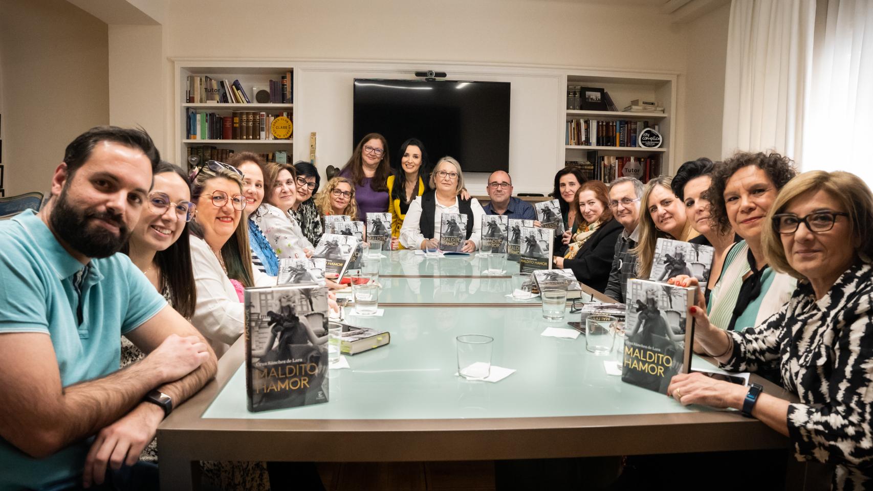 Una tarde con el Club de Lectura 'Locura de Libros'.