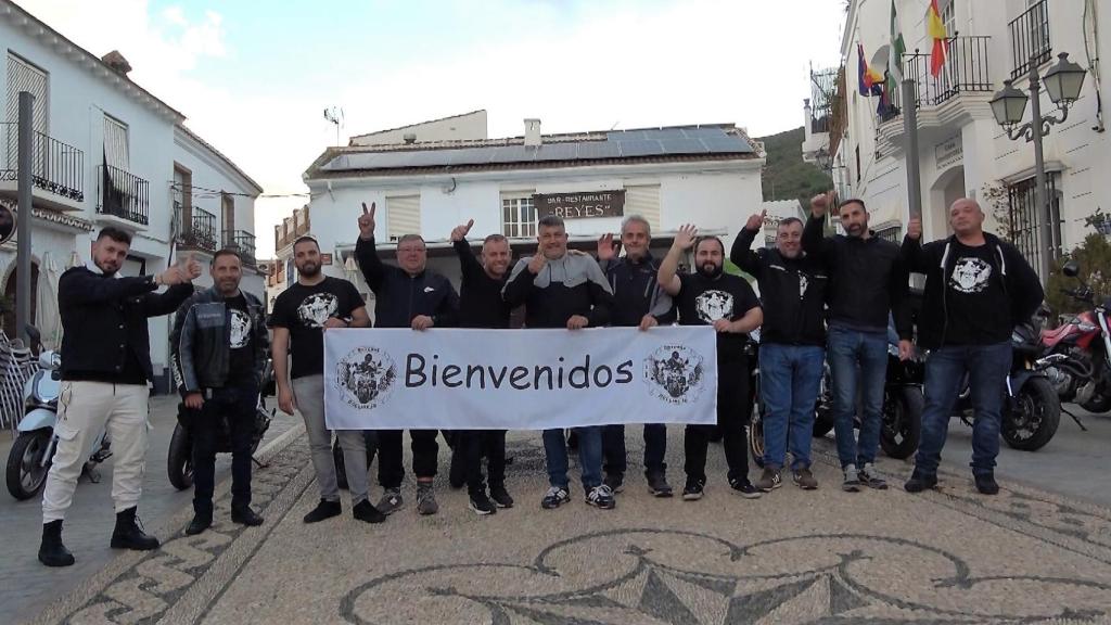 El grupo de amigos moteros de Moclinejo.