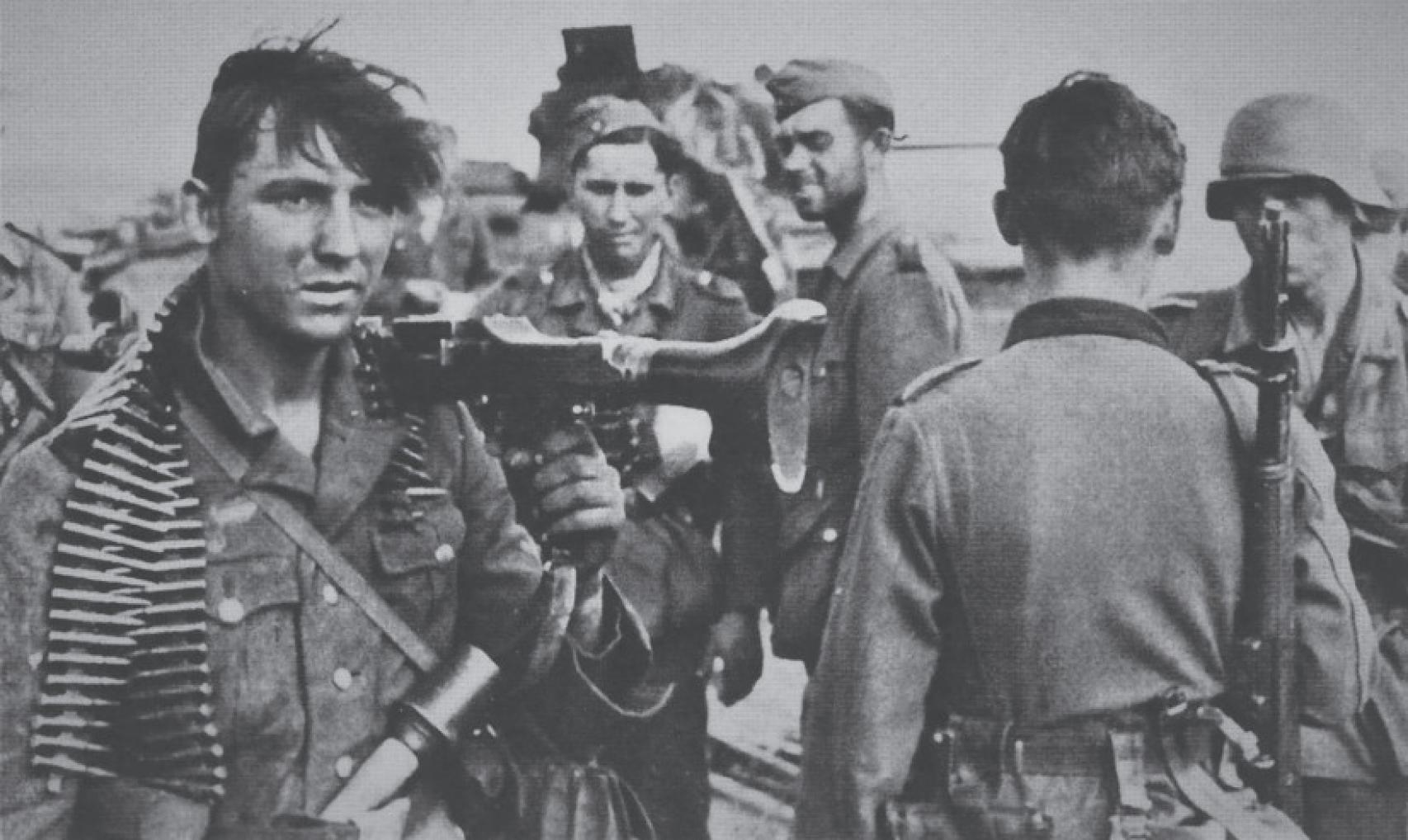 El rostro de la lucha en Stalingrado. Un agotado 'Panzergrenadier' tras otro ataque fallido.
