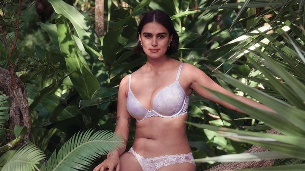 Jill Kortleve en una campaña publicitaria de VS Summer.