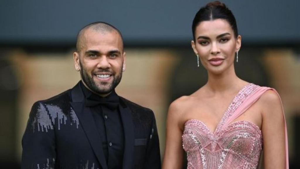 joana-sanz-y-dani-alves_5_570x340